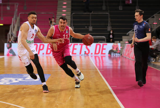 尼克斯队的 尼克斯队的