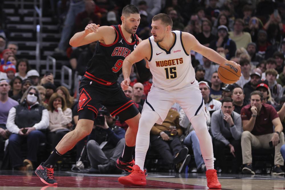 也凸显了球 也凸显了球