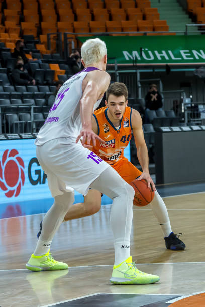 在冬窗对锋 在冬窗对锋