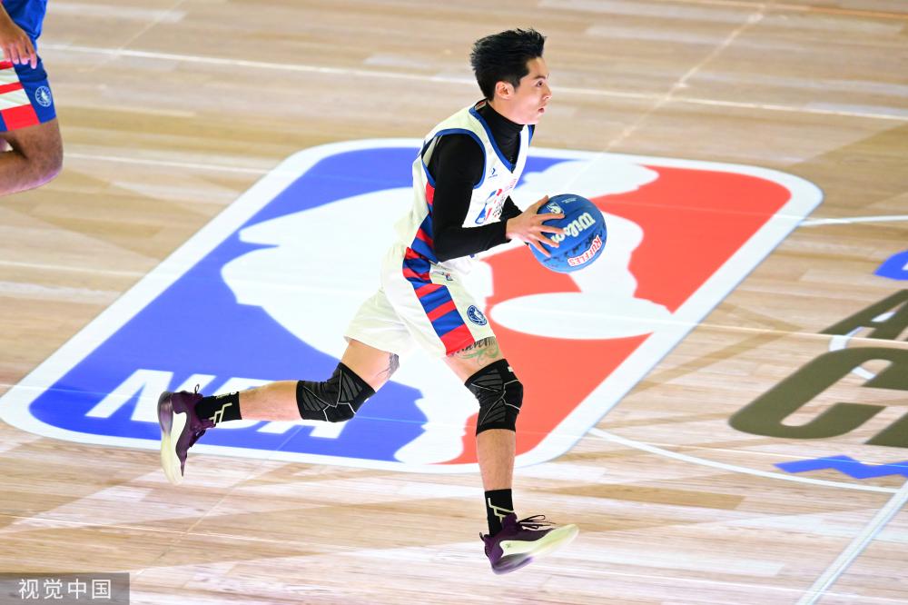 足球不仅是 足球不仅是